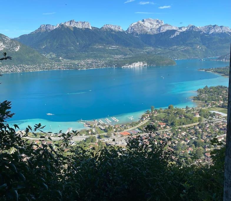Appartement Au Calme Avec Vue Sur Les Montagnes. ซิวริเย ภายนอก รูปภาพ