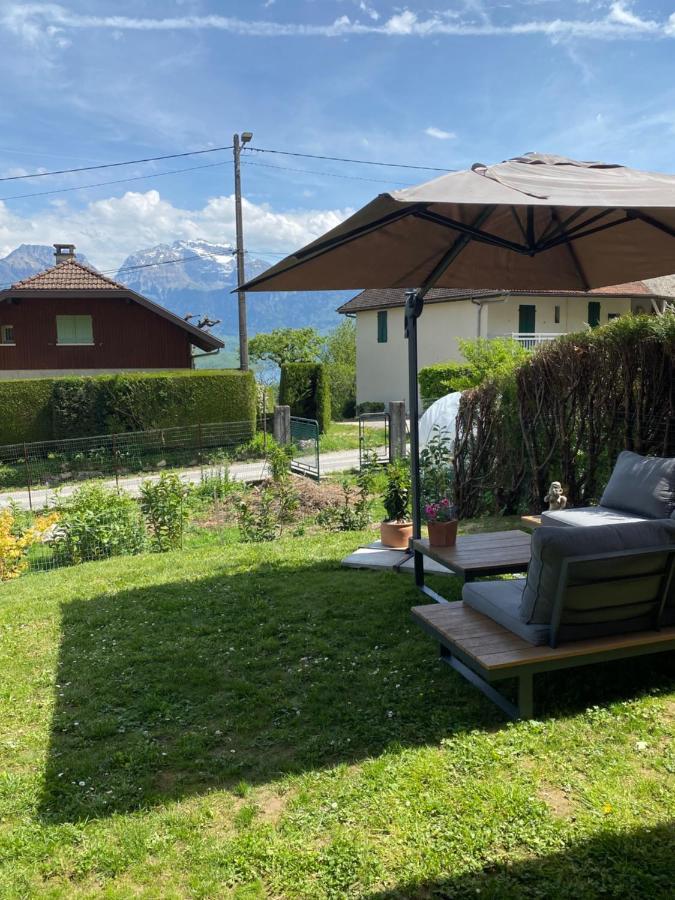 Appartement Au Calme Avec Vue Sur Les Montagnes. ซิวริเย ภายนอก รูปภาพ